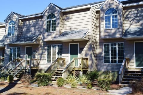 Town Home off of Ridge Road