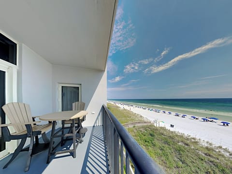 Welcome to South Beach #301