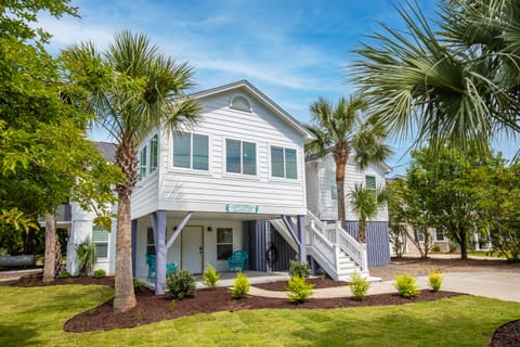 The perfect beach house for families! Just steps away from the beach
