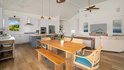 Hale Kahawai - Dining Area & Great Room - Parrish Kauai