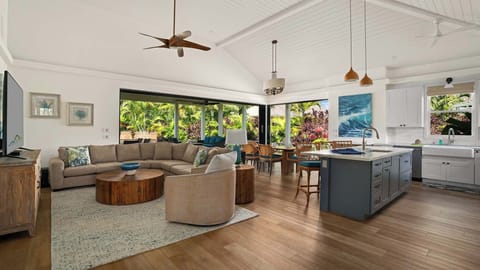 Hale Kahawai - The Great Room & Lanai - Parrish Kauai