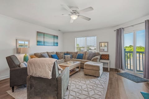 Living Area - Northeast