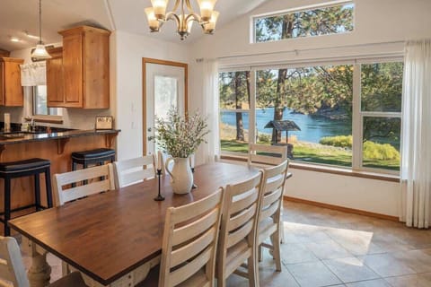 Seating for 8 with views of the river