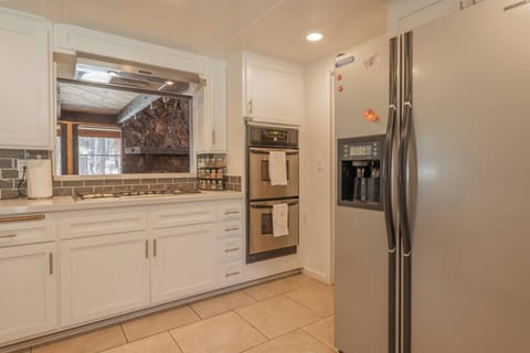 From kitchen looking in to LR