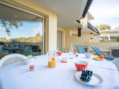 Table, Furniture, Tableware, Property, Chair, Sky, Window, Building, Blue, Azure