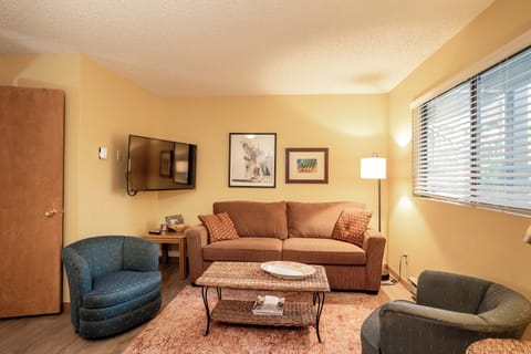 Watch a movie | Main Level