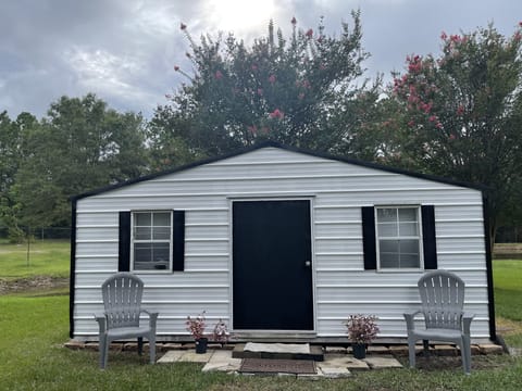 Detached bunkhouse for extra space 2 twin over full bunk beds Full futon 