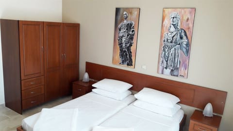 5c541660-4703-4aa9-a4c6-922738a1687a