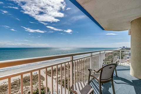 Balcony off 2nd bedroom 