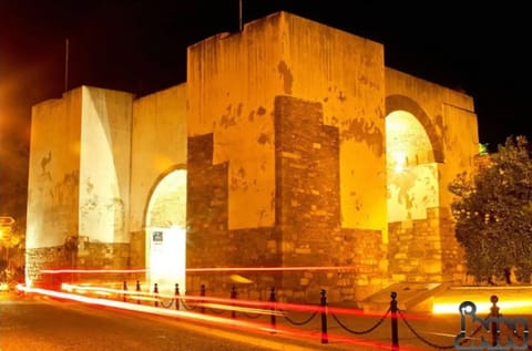 04 - Arco do Repouso - à noite