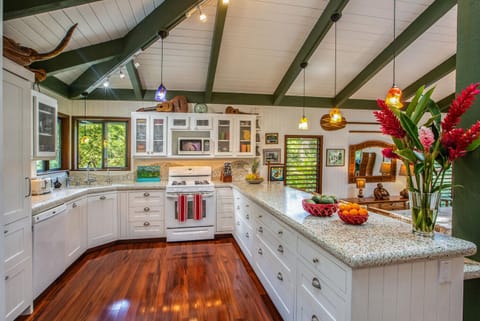 Granite counter tops and island seating