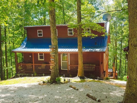 Trailseeker Cabin- View from Debbie Lane