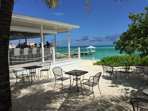 Our house is a few mins walk from fabulous beaches, bars and restaurants