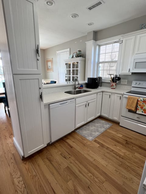 1st floor - Fully-stocked kitchen.