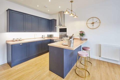 Licence to Chill, Saltburn-by-the-sea - Stay North Yorkshire