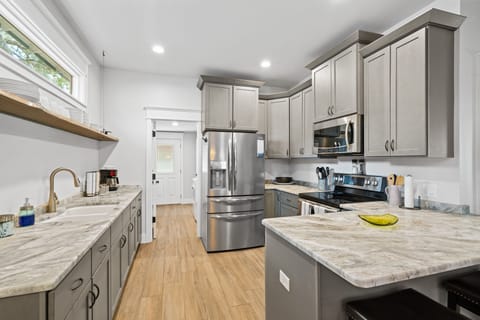 Kitchen, looking into the laundry room.