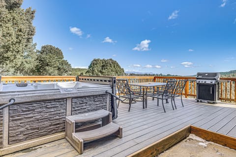 Alto Vacation Rental Home | 3BR | 3BA | 2,100 Sq Ft | Step-Free Access