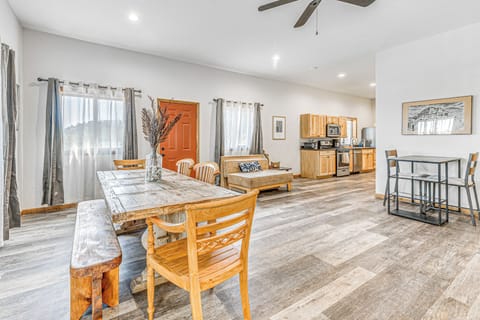 Dining Area | Dishware & Flatware Provided