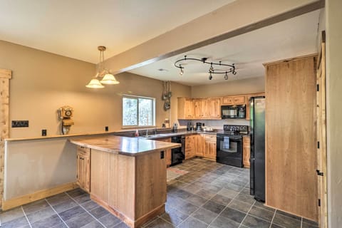 Kitchen | Fully Equipped w/ Cooking Basics | First Floor