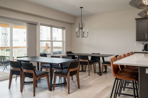 Plenty of seating for a large gathering