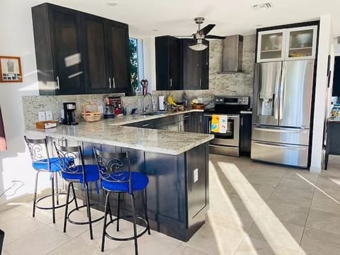 Kitchen and Peninsula