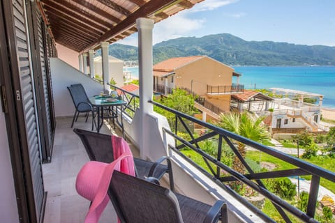 Spiros and Polyxeni Apartment 6 Afionas Balcony