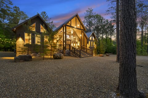 Home Sweet 'Homa - Luxury cabin that sleeps 11!