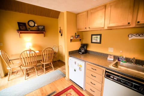 Table big enough for a WFH space!