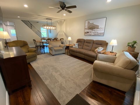 LIVING ROOM MAIN FLOOR