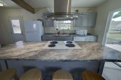 Kitchen Island seating.