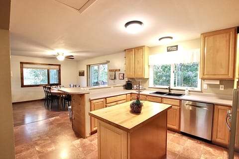 Kitchen to dining area