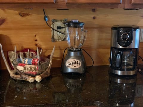 Blender & Coffee Maker