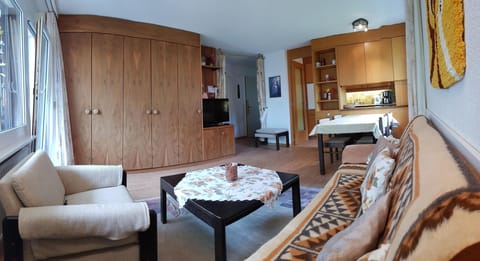 living / dining room