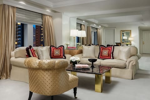 Gather on the sofa and enjoy a bright, relaxing lounge.