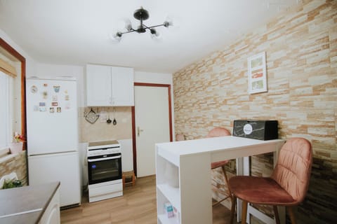 Kitchen 1, American vintage style, fully equipped 