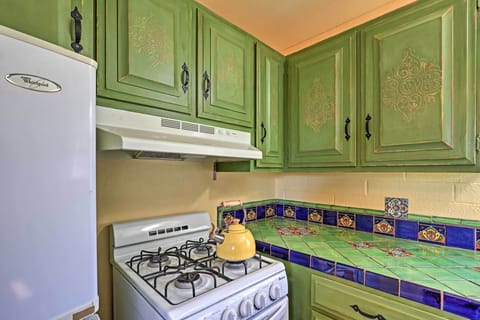 Well-Equipped Kitchen