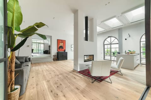 Open space 
Living room