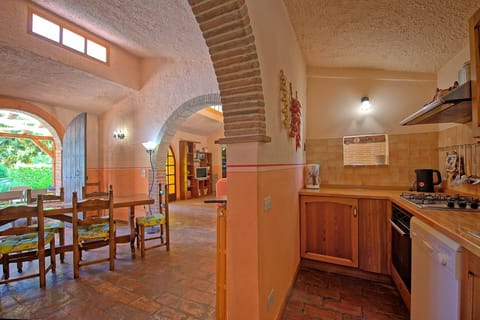 Dining Room, Kitchen