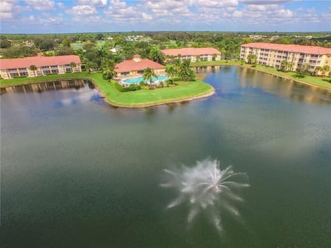 OC235 - Osprey Cove is a gated community located in the beautiful Southwest Florida community of Estero. Close to shopping and dining and the gorgeous Gulf Beaches!