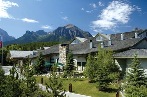 Immerse yourself in nature's grandeur with majestic mountains framing your getaway. Relax and unwind.