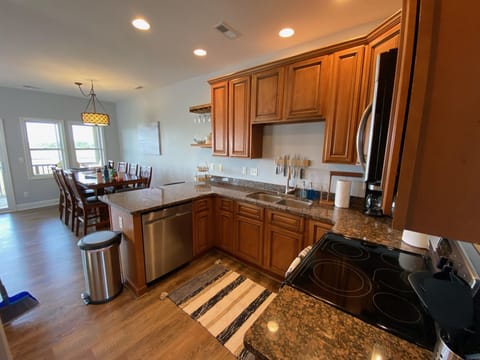 Enjoy cooking with a spectacular view! 