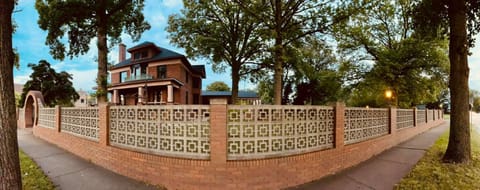 f9a79c4f-e6ae-4088-97be-34bd1abd4808