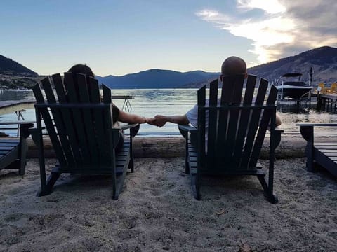 Romantic getaway with an amazing view.