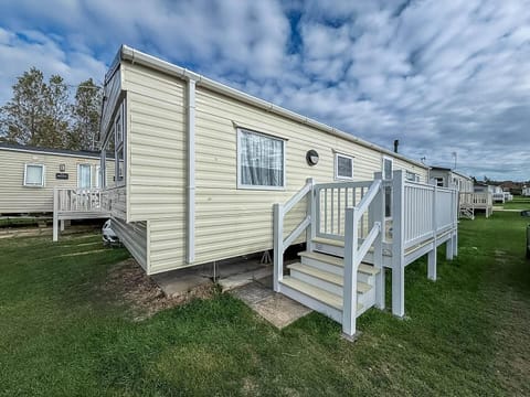 Cozy exterior with private deck for peaceful mornings