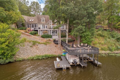 Welcome to Firefly Bay!