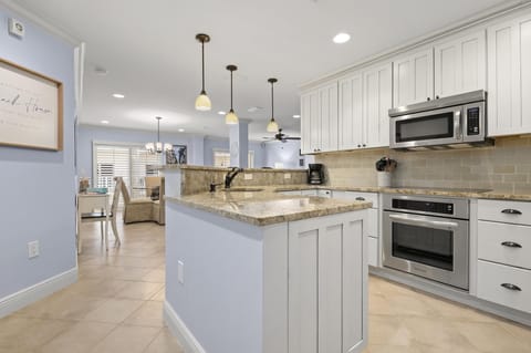 Gourmet Kitchen