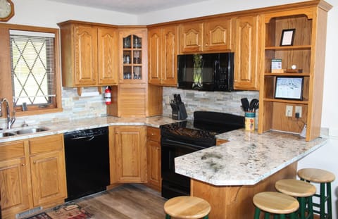 85333205-ca92-46f4-a259-7962db3767d9