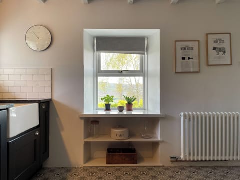 Kitchen | Lower Hilton Cottage, Culrain, Lairg