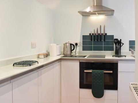Kitchen | Leveret Lodge, Bures