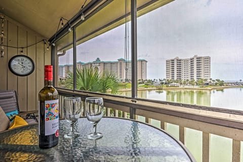 Miramar Beach Vacation Rental | 3BR | 3BA | 1,600 Sq Ft | Stairs Required